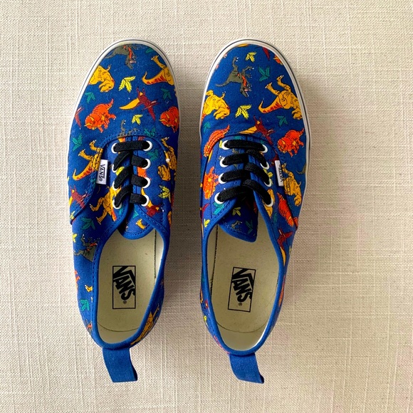 Dinosaur Vans - Picture 2 of 4